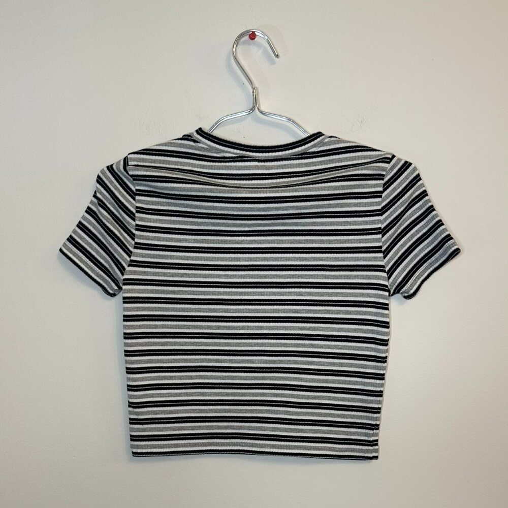 H&M Divided Black Gray & White Striped Ribbed Crop Top Size M - Picture 10 of 12